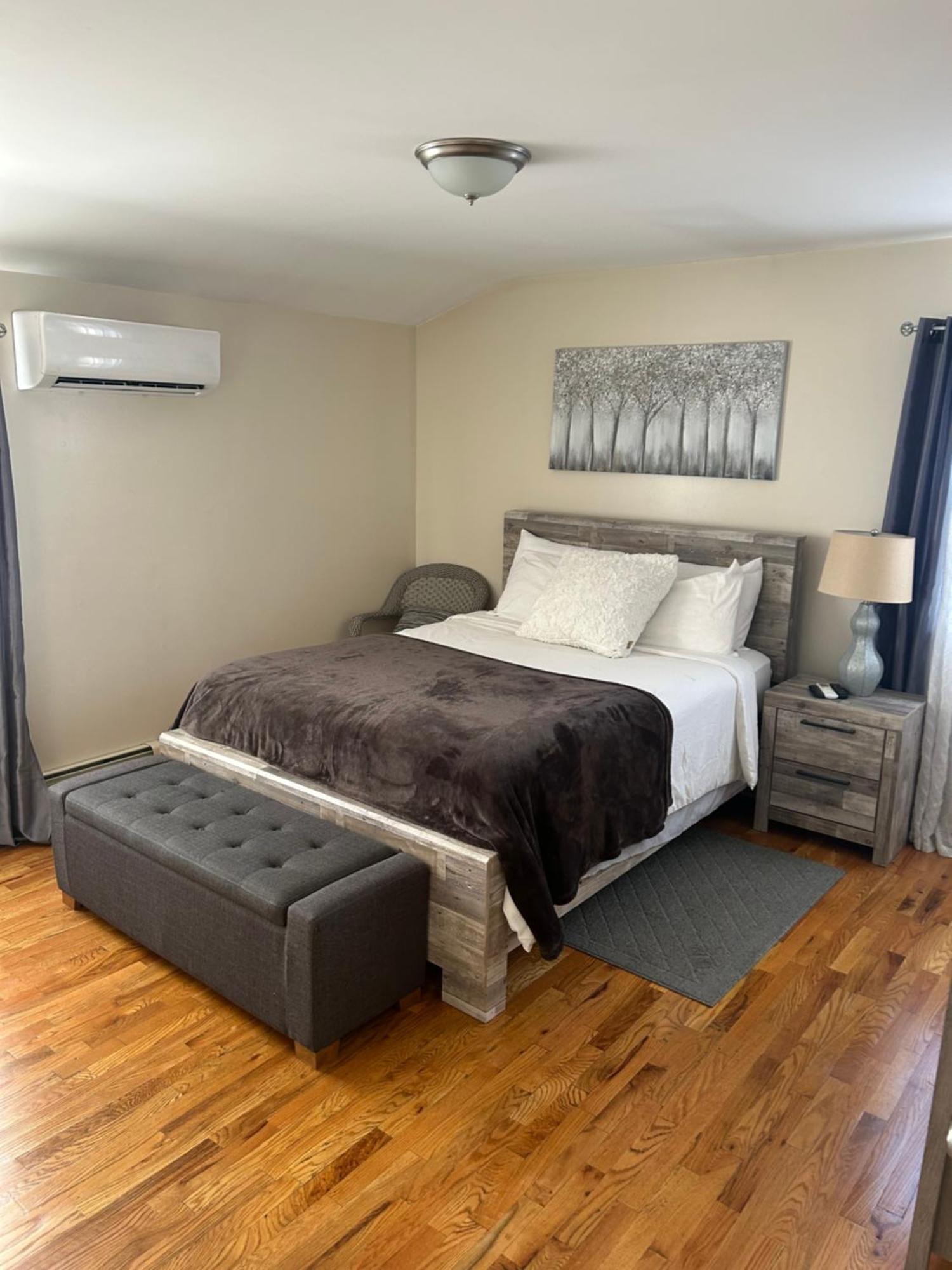 Chic Modern Bedroom 5 Mins From Jfk New York Bagian luar foto